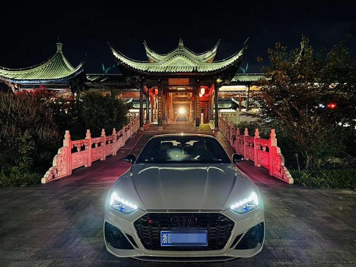 奧迪 奧迪RS 5  2021款 RS5 Coupe 黑曜版圖片