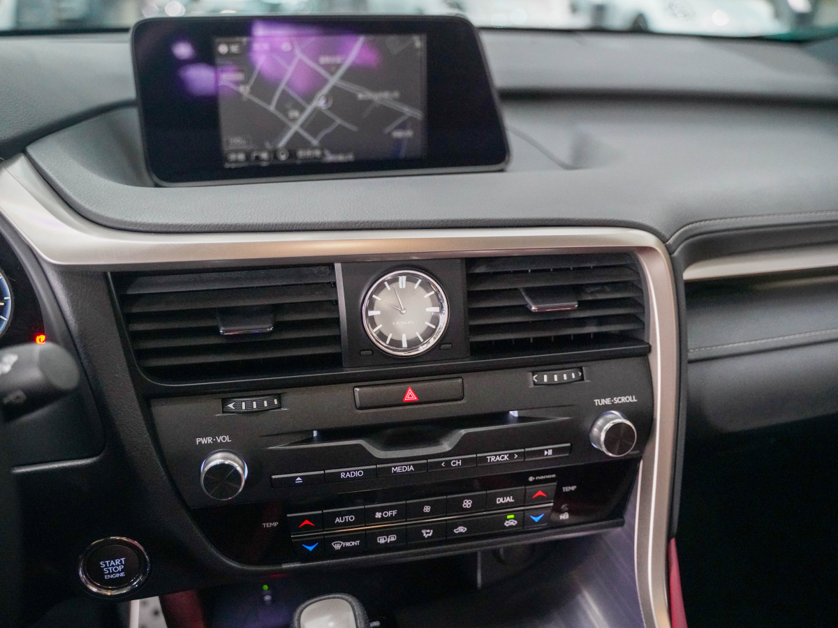 雷克薩斯 RX  2017款 300 Mark Levinson 四驅(qū)F SPORT版 國(guó)V圖片