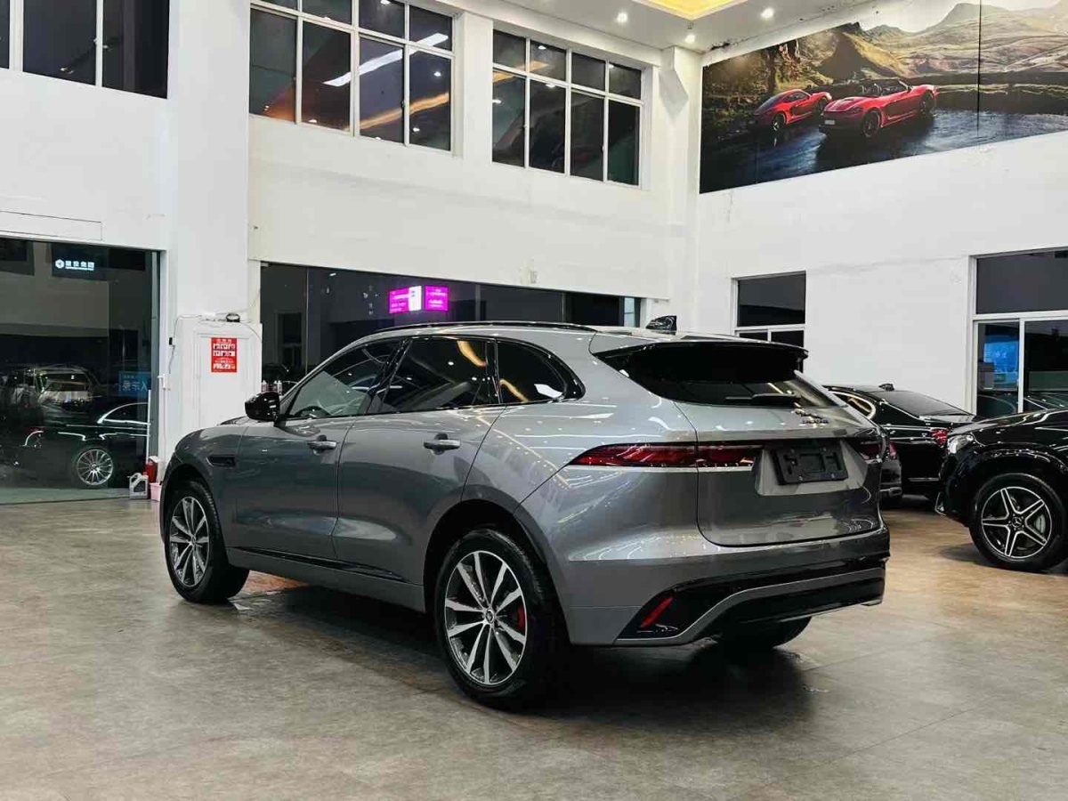 2024年4月捷豹 F-PACE  2024款 P250 R-Dynamic SE