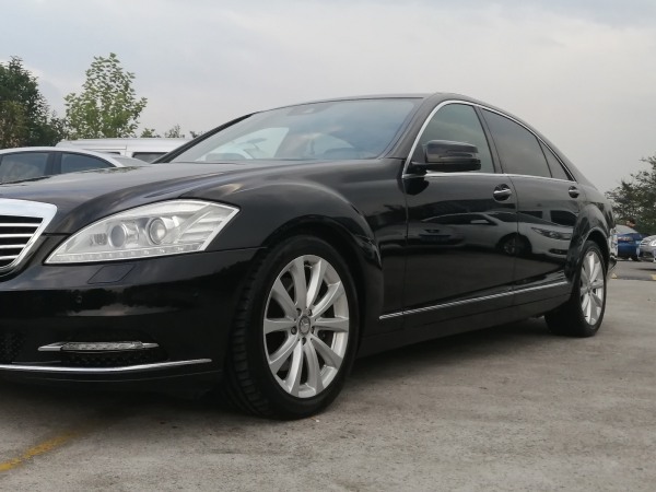 奔驰 奔驰S级  2012款 S 300 L 商务型 Grand Edition