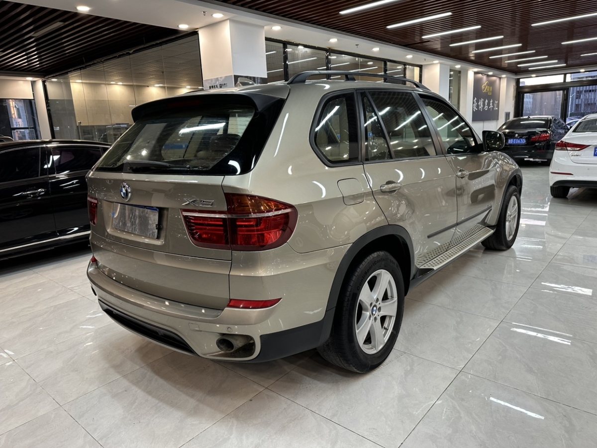 寶馬 寶馬X5  2011款 xDrive35i 領(lǐng)先型圖片