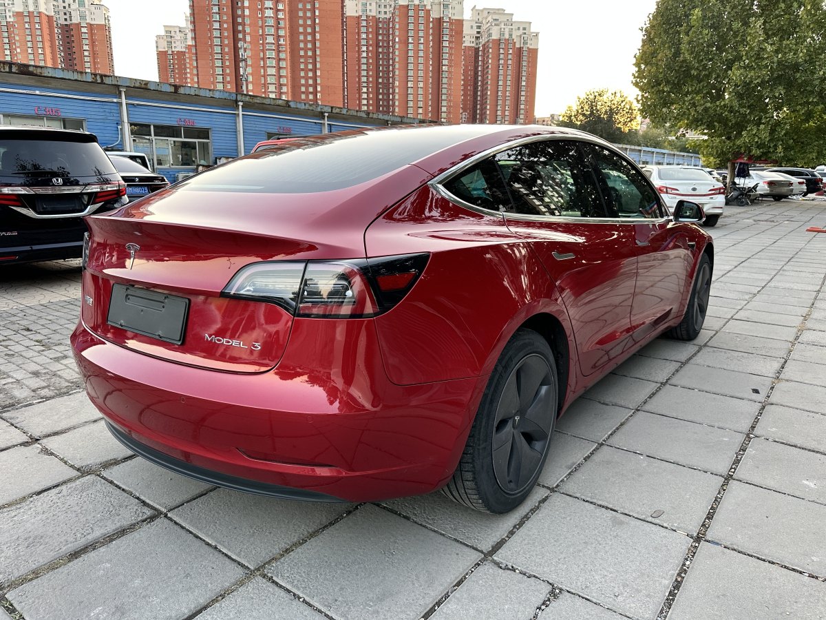 特斯拉 Model 3  2019款 標準續(xù)航后驅升級版圖片