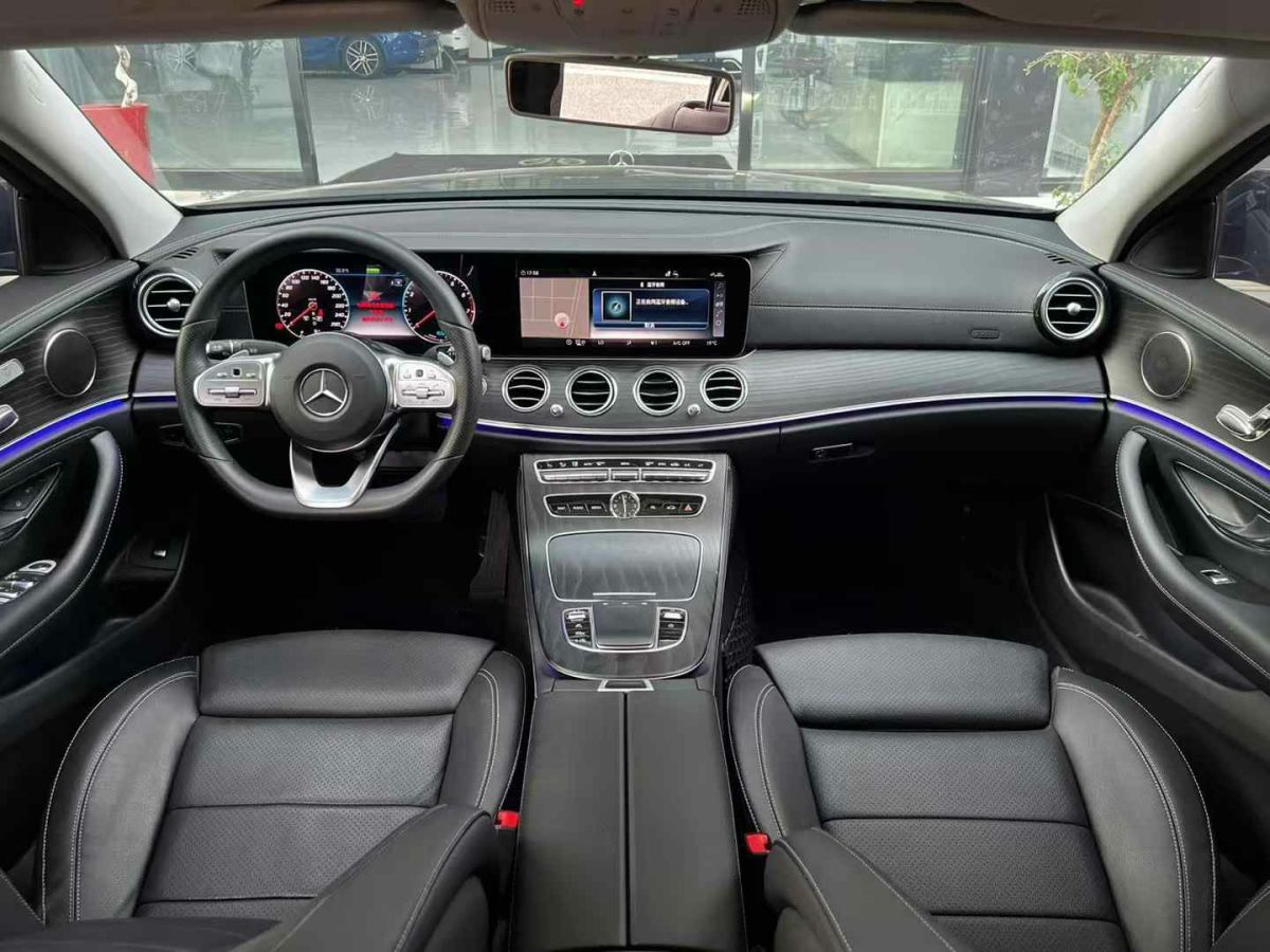 奔馳 奔馳E級  2020款 E 300 L 豪華型圖片