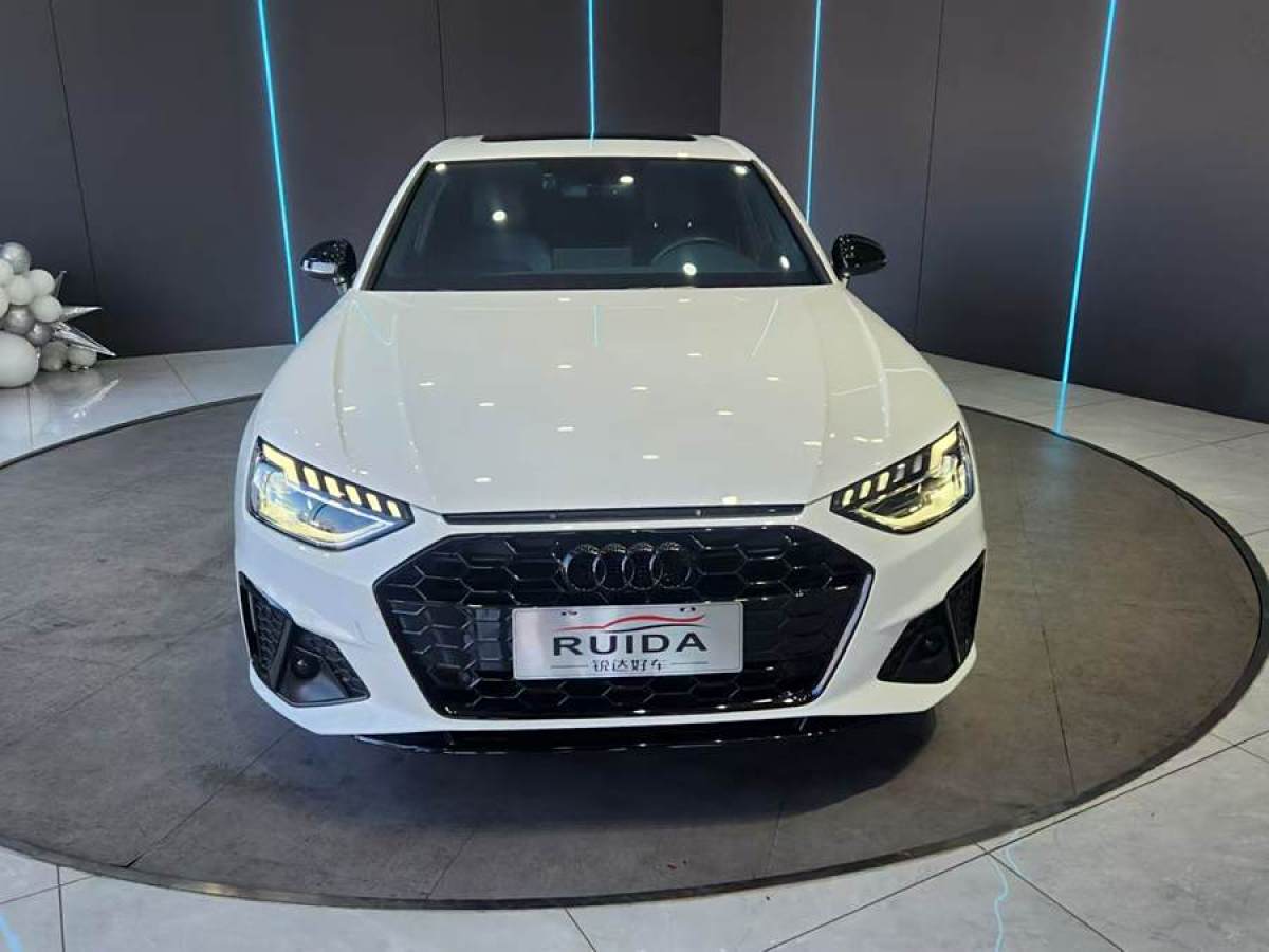 奧迪 奧迪A4L  2022款 40 TFSI 豪華動感型圖片