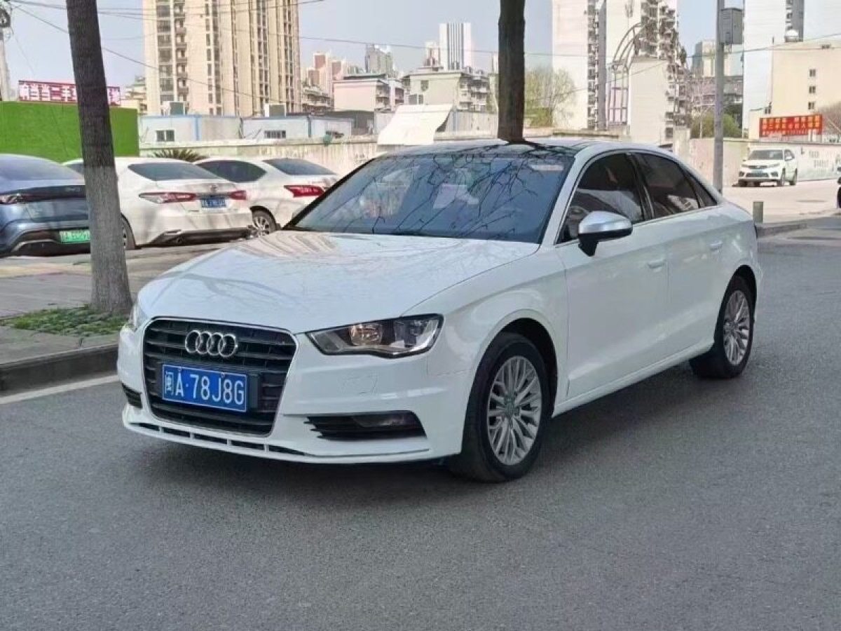 奧迪 奧迪A3  2014款 Sportback 35 TFSI 自動進(jìn)取型圖片