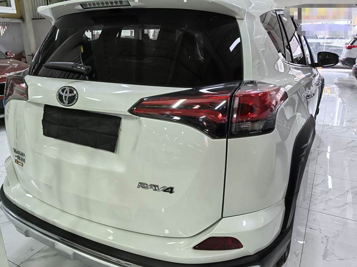 2019年9月豐田 RAV4榮放  2019款 2.0L CVT兩驅(qū)風(fēng)尚X限量版 國(guó)VI