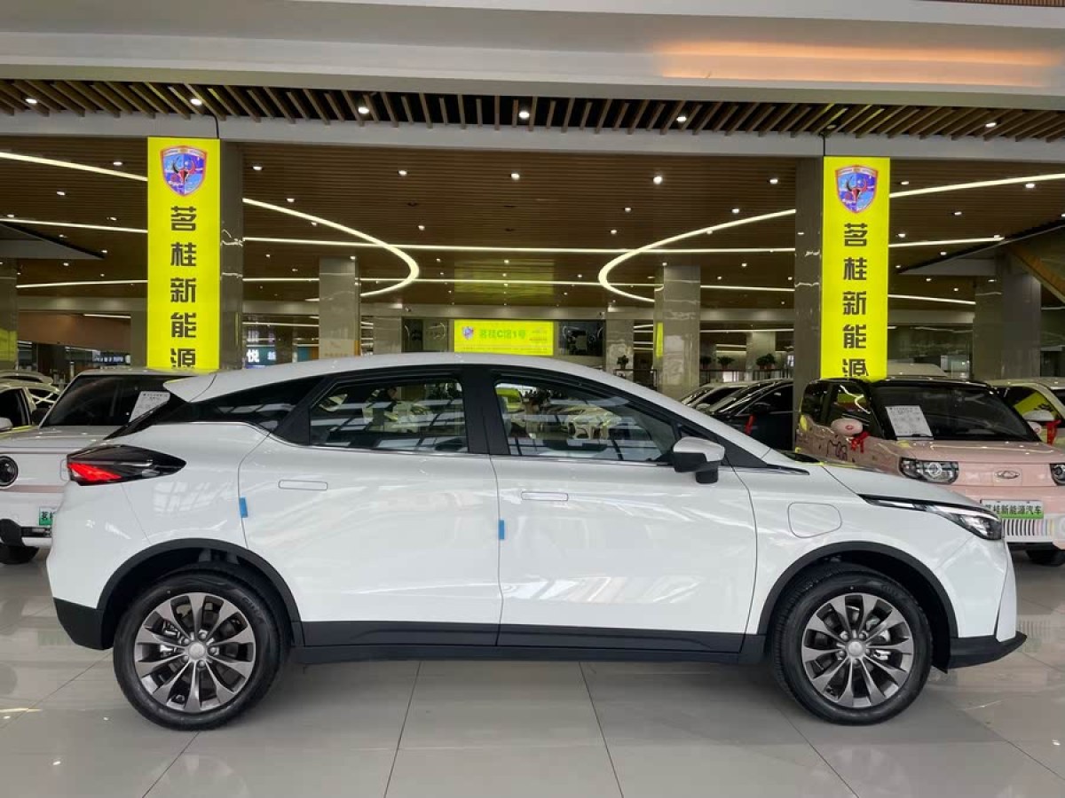 幾何 幾何M6  2022款 580 新樂型圖片