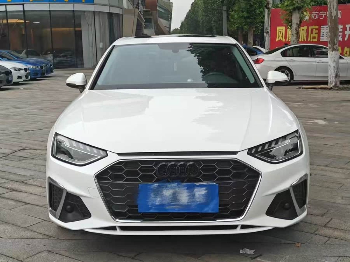 奧迪 奧迪A4L  2022款 40 TFSI 豪華動(dòng)感型圖片