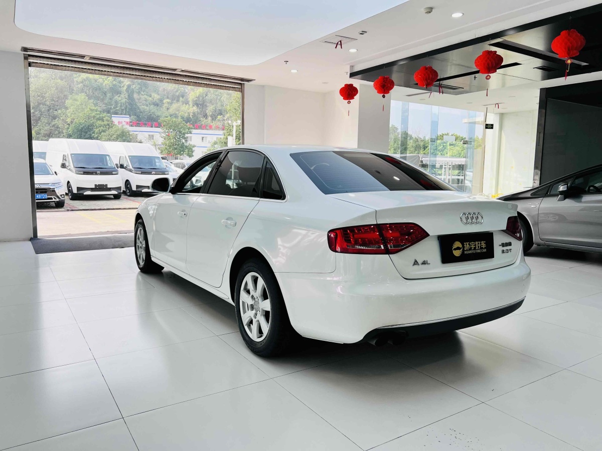 2011年6月奧迪 奧迪A4L  2011款 2.0 TFSI 舒適型