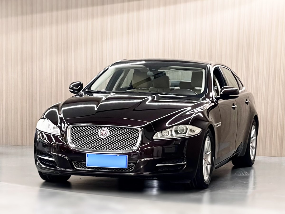 捷豹 XJ  2015款 XJL 2.0T 两驱典雅商务版图片