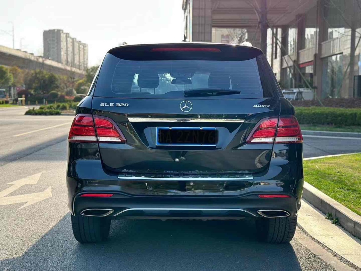 奔馳 奔馳GLE  2017款 GLE 320 4MATIC 動感型圖片