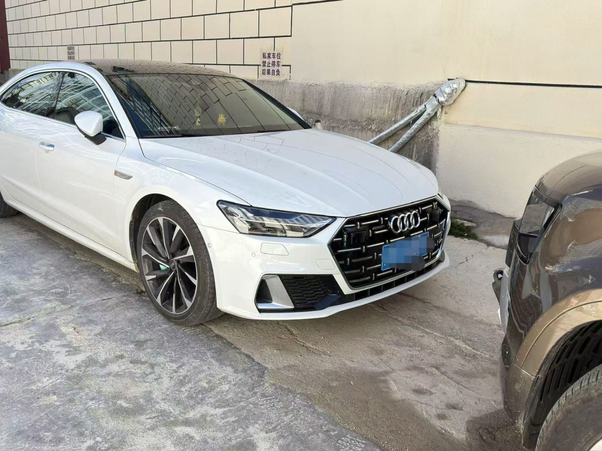 奧迪 奧迪A7L  2022款 45 TFSI quattro S-line 圣騎士圖片