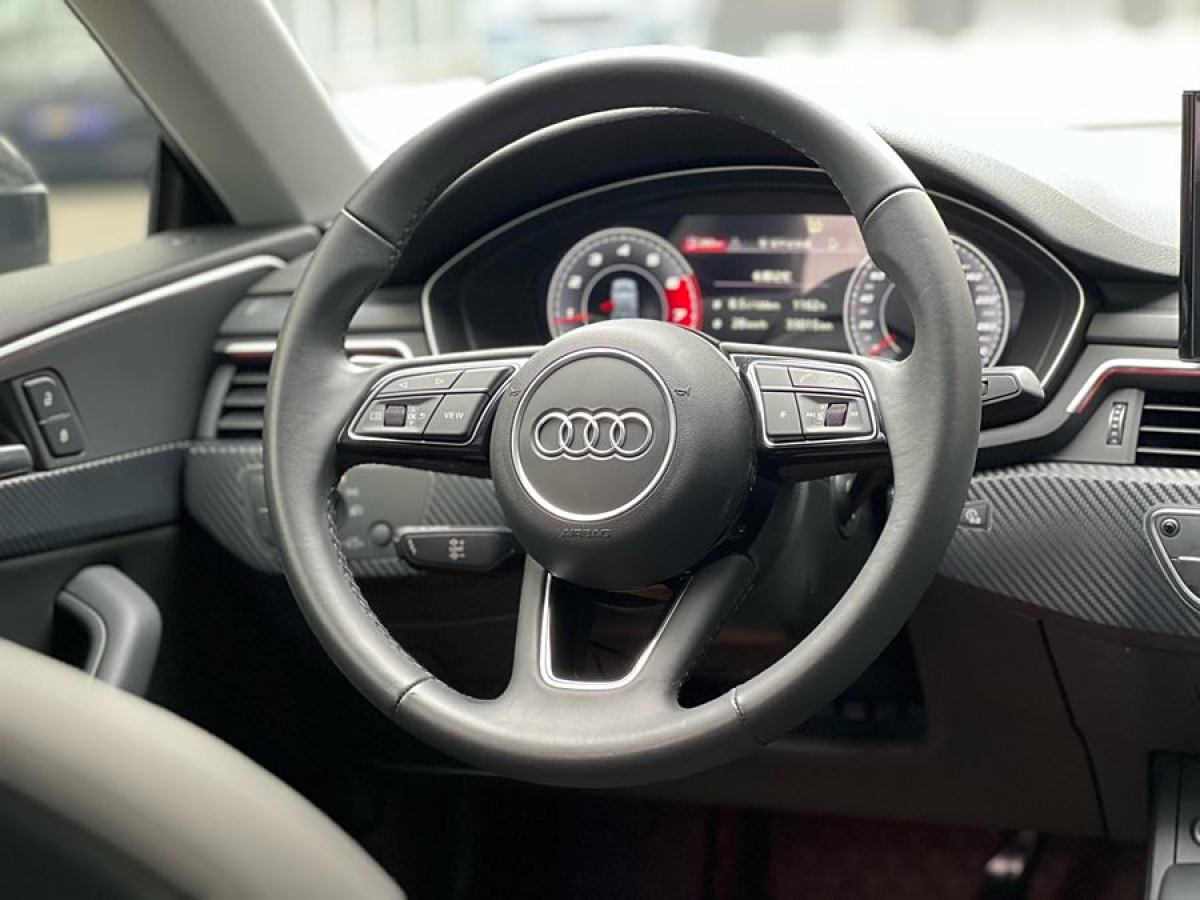 奧迪 奧迪A5  2023款 Sportback 40 TFSI 時(shí)尚動(dòng)感型圖片