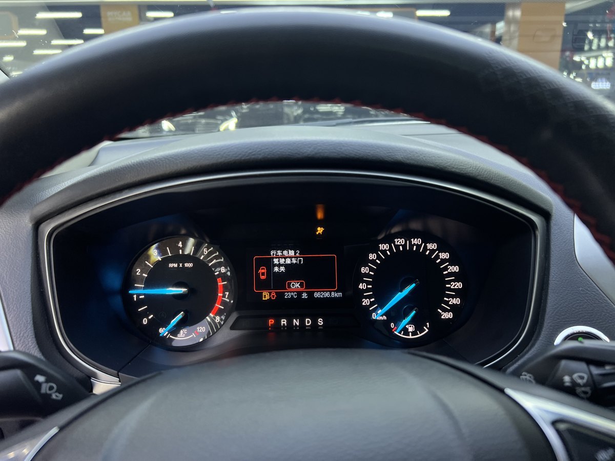 2020年11月福特 蒙迪歐  2020款 EcoBoost 180 時尚型