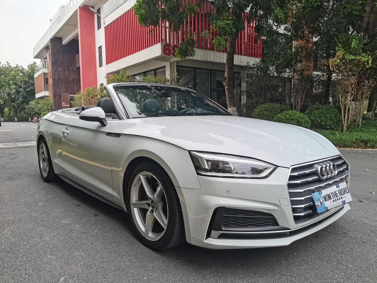 奧迪 奧迪A5  2019款 Cabriolet 40 TFSI 時(shí)尚型圖片