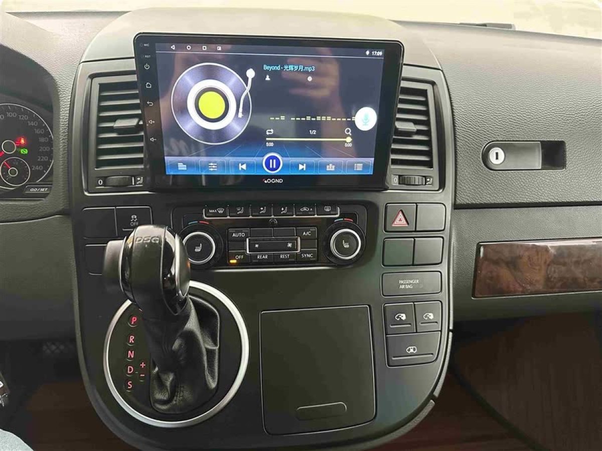 大眾 邁特威  2015款 2.0TSI 四驅(qū)65周年限量版圖片