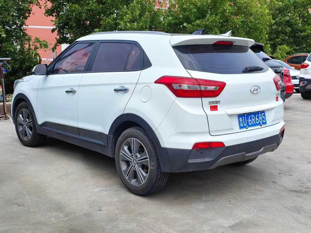 現(xiàn)代 ix25  2015款 1.6L 自動兩驅(qū)尊貴型DLX圖片