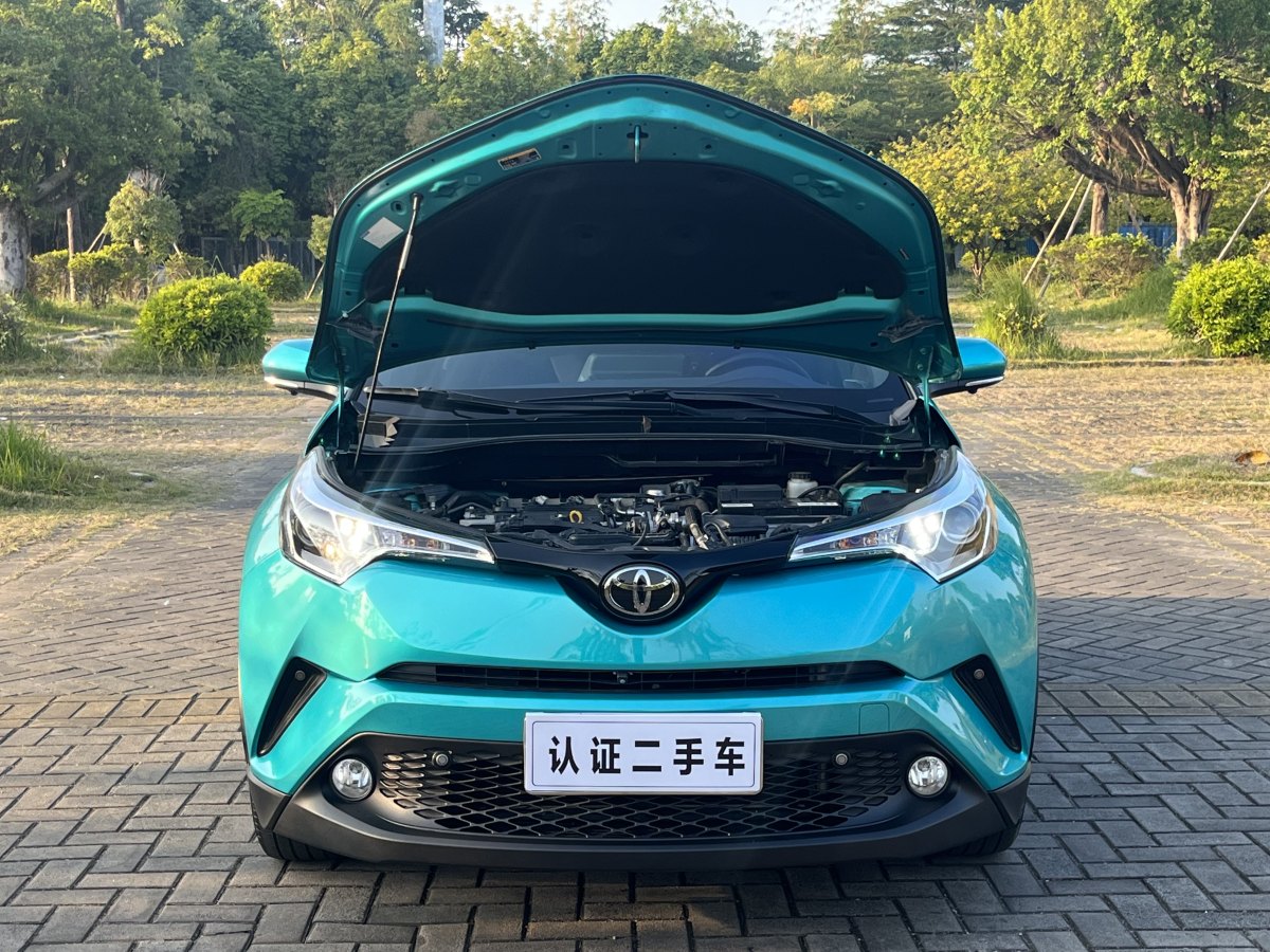 豐田 C-HR  2018款 2.0L 領(lǐng)先版 國VI圖片