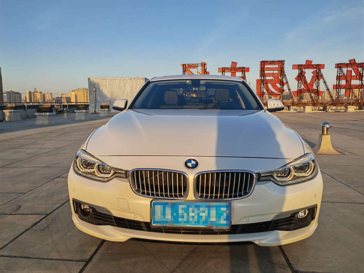 寶馬 寶馬3系  2019款 320Li xDrive 時(shí)尚型圖片