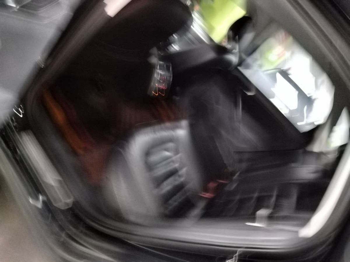 大眾 帕薩特  2015款 1.8TSI 自動尊榮版圖片