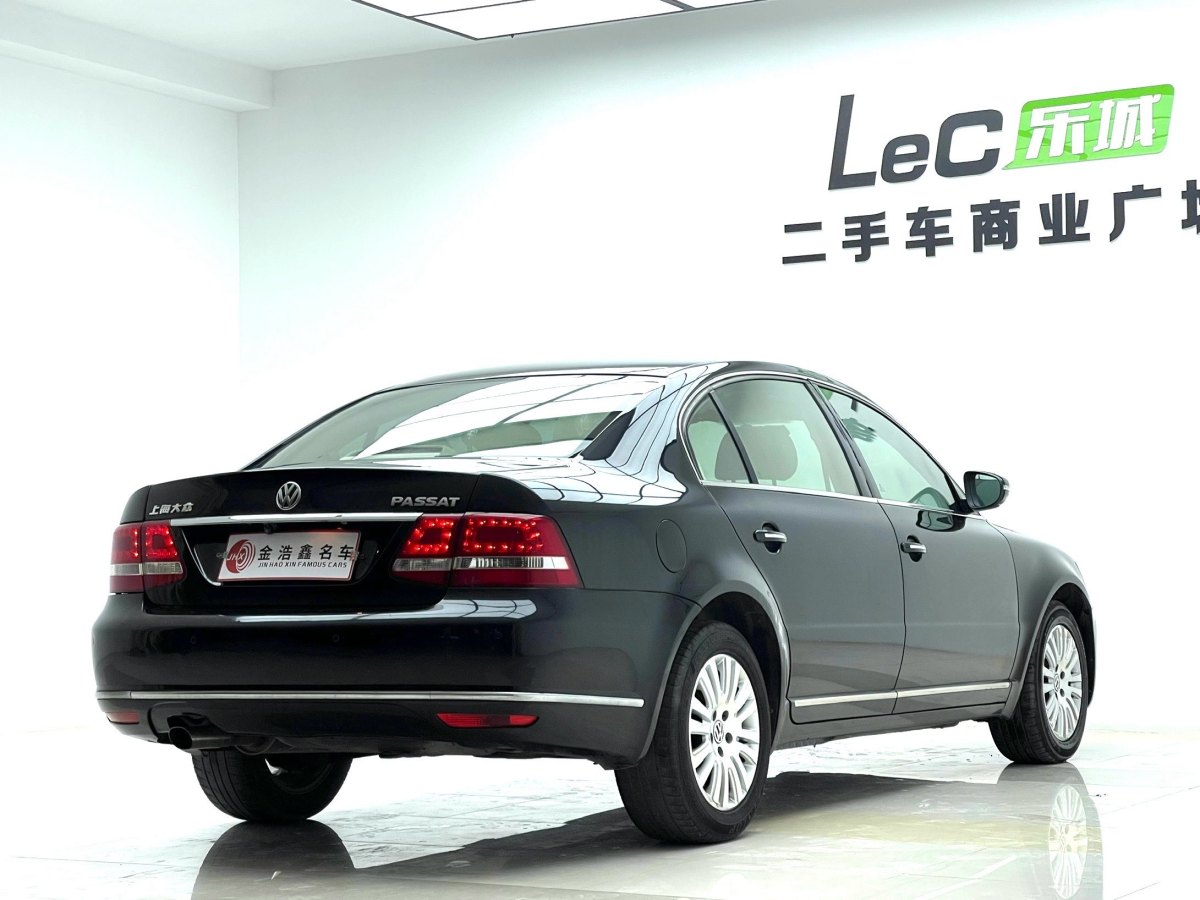 2011年12月大眾 Passat領(lǐng)馭  2011款 2.0L 手動(dòng)尊品型