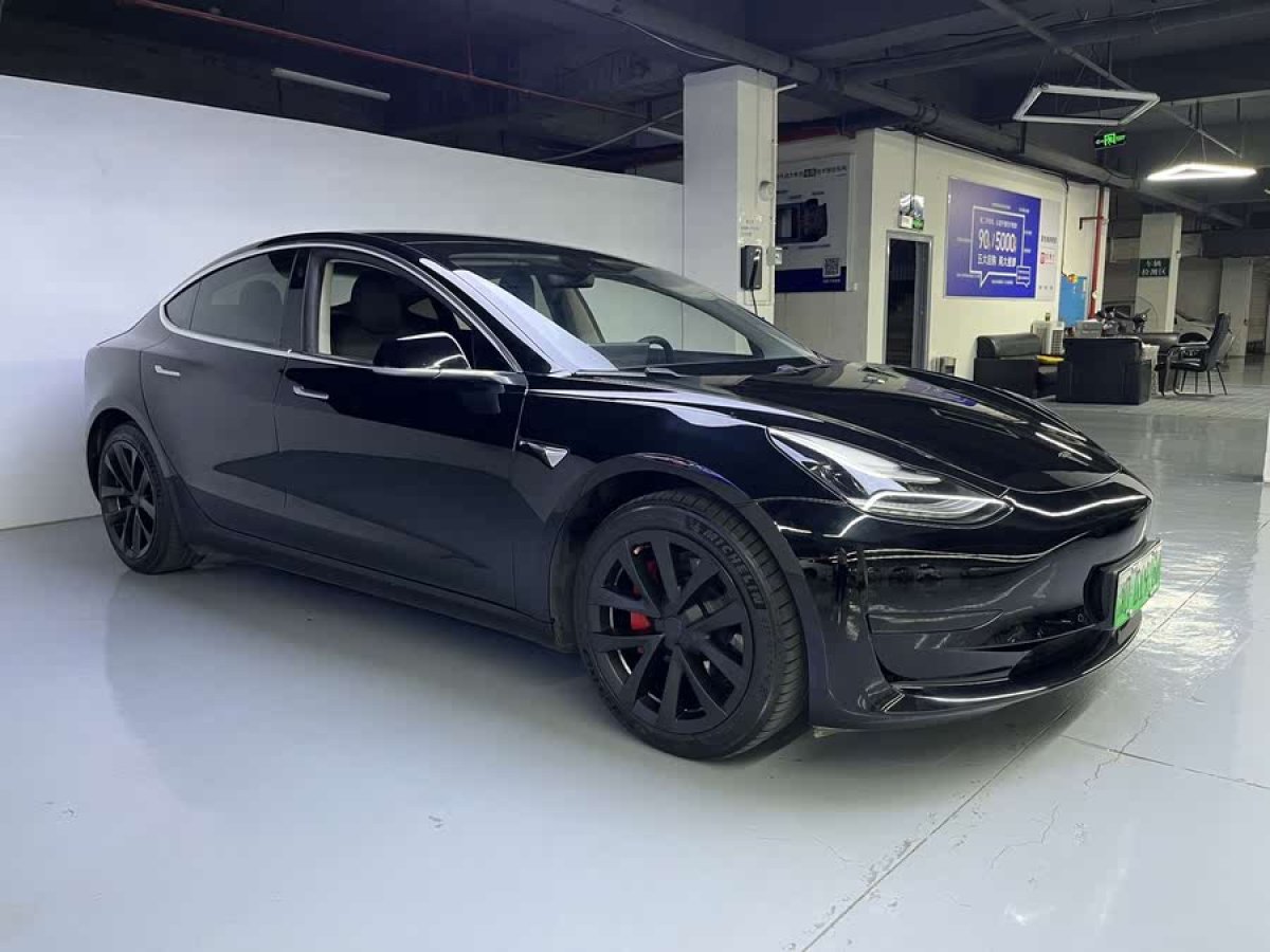 特斯拉 Model 3  2020款 改款 標準續(xù)航后驅(qū)升級版圖片
