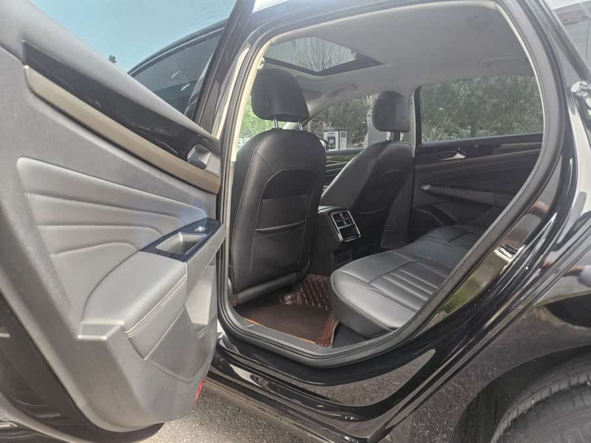 大眾 帕薩特  2021款 280TSI 商務(wù)版圖片