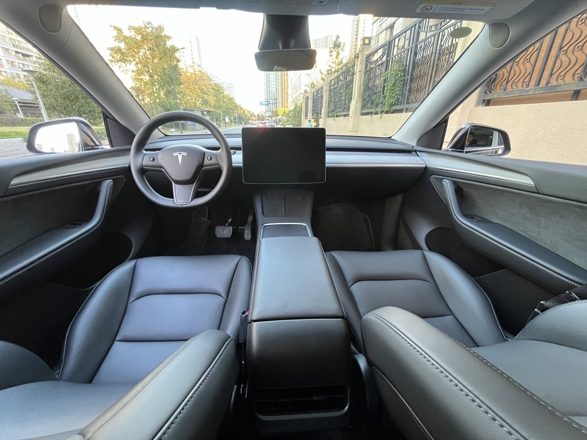 特斯拉 Model 3  2023款 煥新版 后輪驅(qū)動圖片