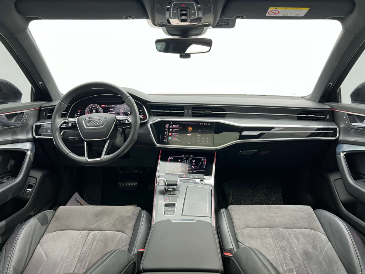 奧迪 奧迪A6L  2020款 45 TFSI 臻選動(dòng)感型圖片