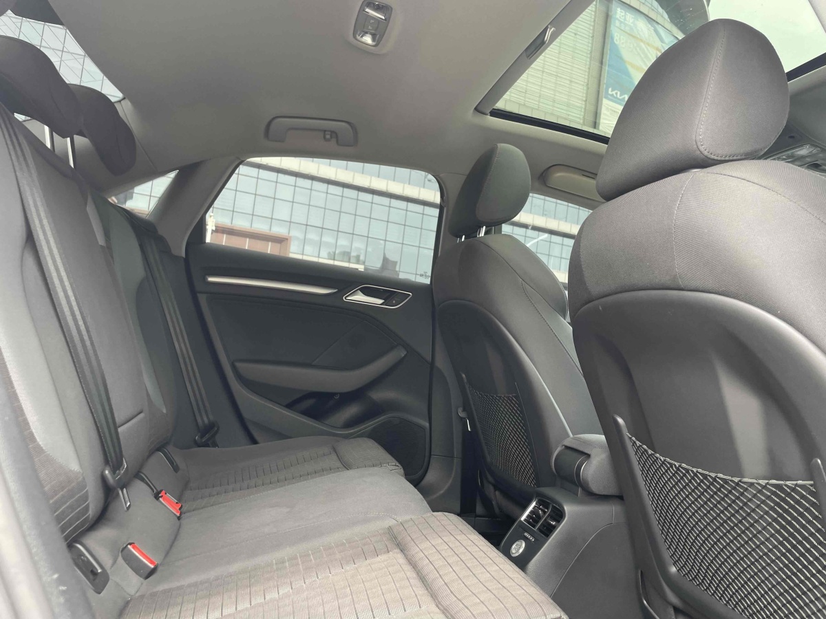 2020年4月奧迪 奧迪A3  2019款 Sportback 35 TFSI 運動型 國VI