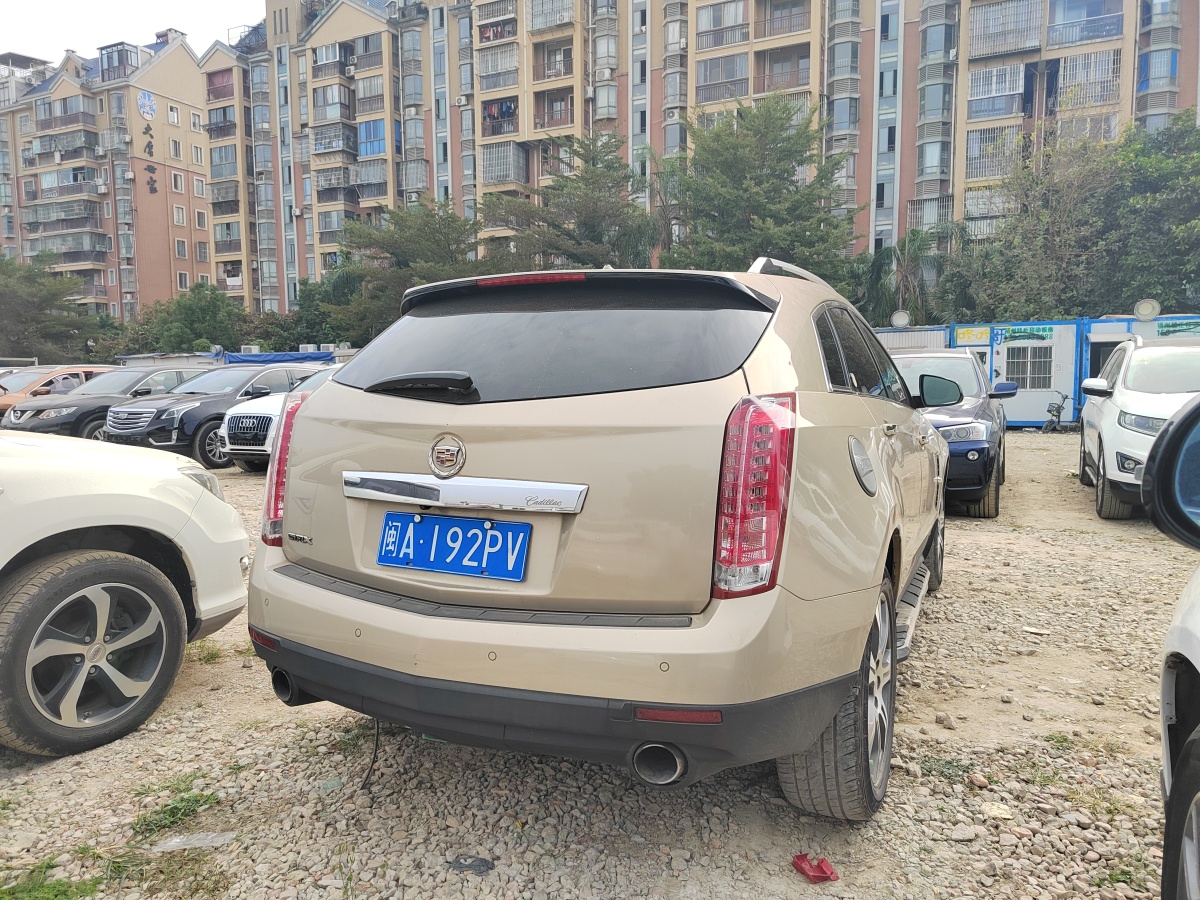 凱迪拉克 SRX  2012款 3.0L 領(lǐng)先型圖片