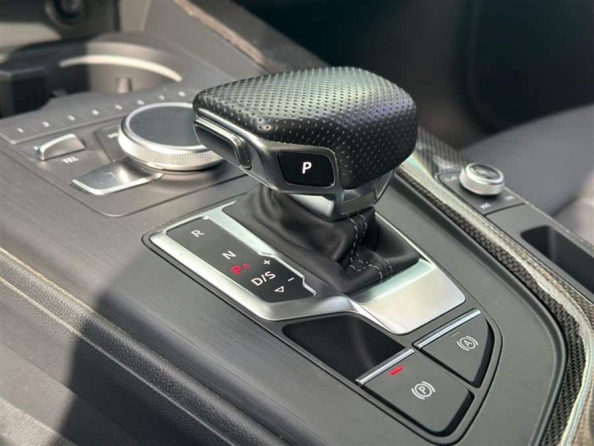 奧迪 奧迪A4L  2019款 40 TFSI 時尚型 國VI圖片