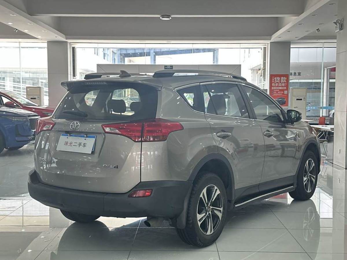 2015年7月豐田 RAV4榮放  2015款 2.0L CVT兩驅都市版