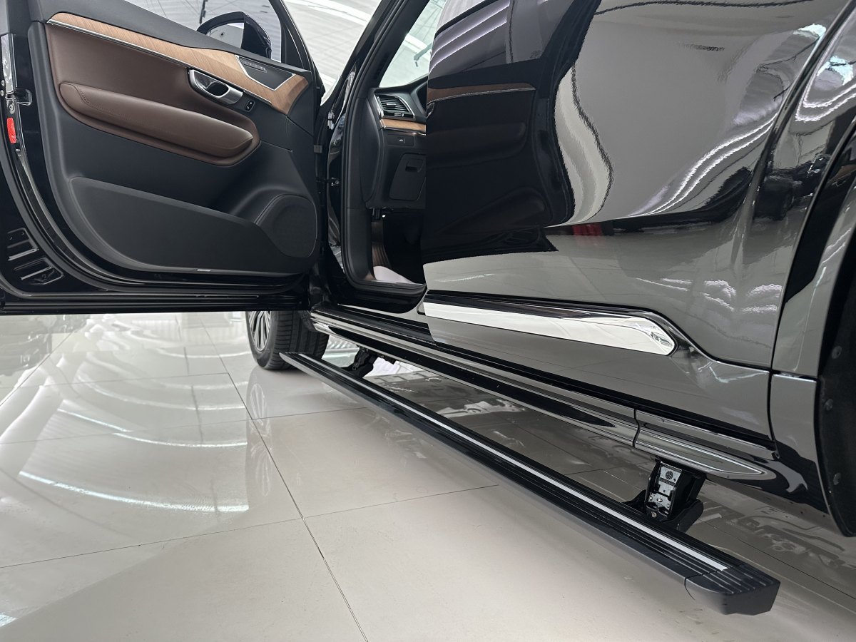 沃爾沃 XC90  2024款 B6 智逸豪華版 7座圖片