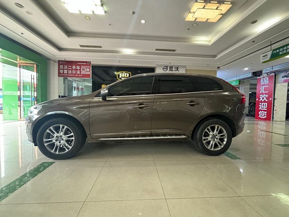 沃爾沃 XC60  2015款 T5 智進(jìn)版圖片