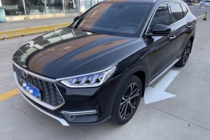 宋PLUS 比亞迪 1.5T 自動尊貴型