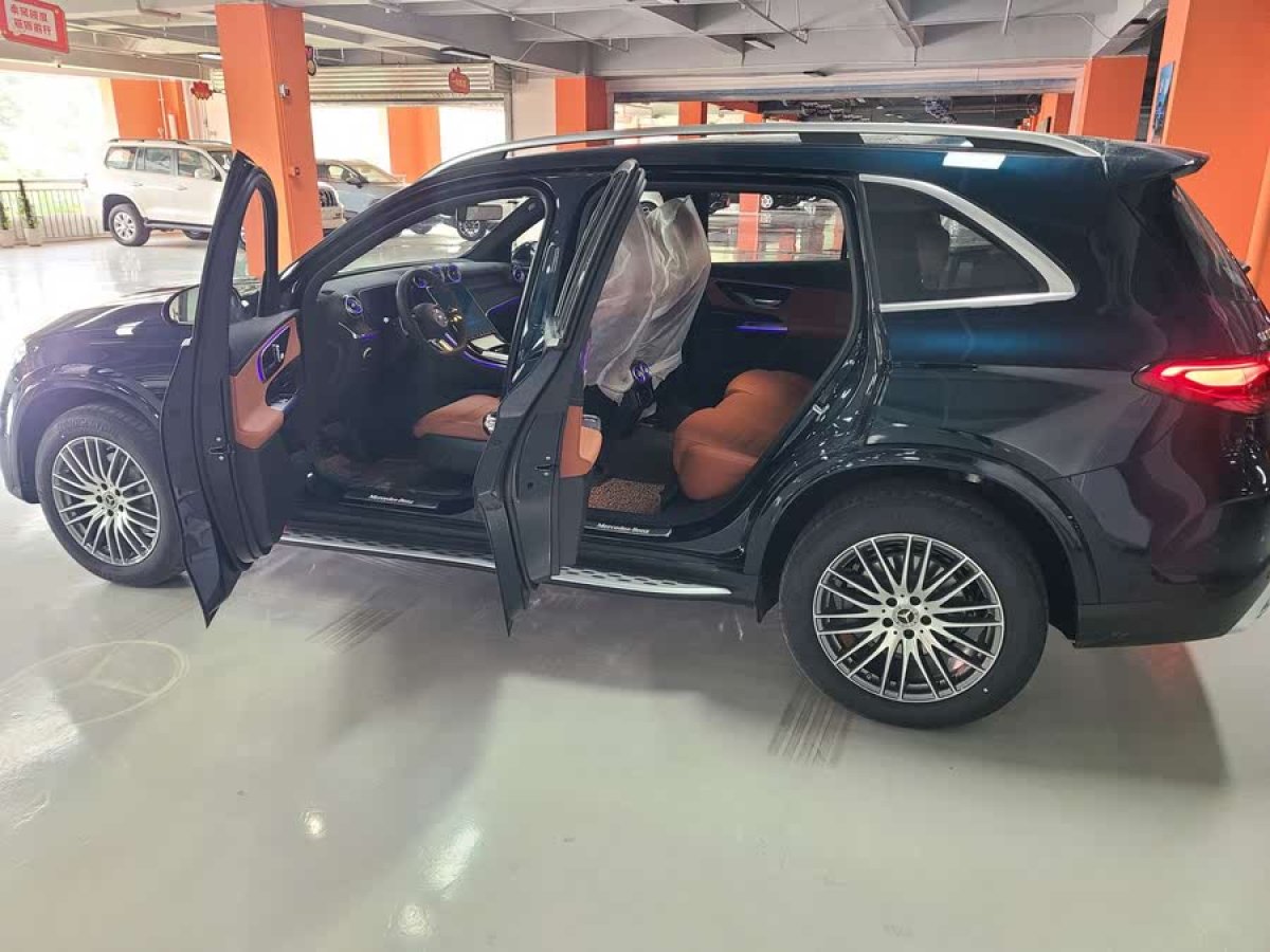 奔馳 奔馳GLC  2025款 改款 GLC 300 L 4MATIC 動感型 5座圖片