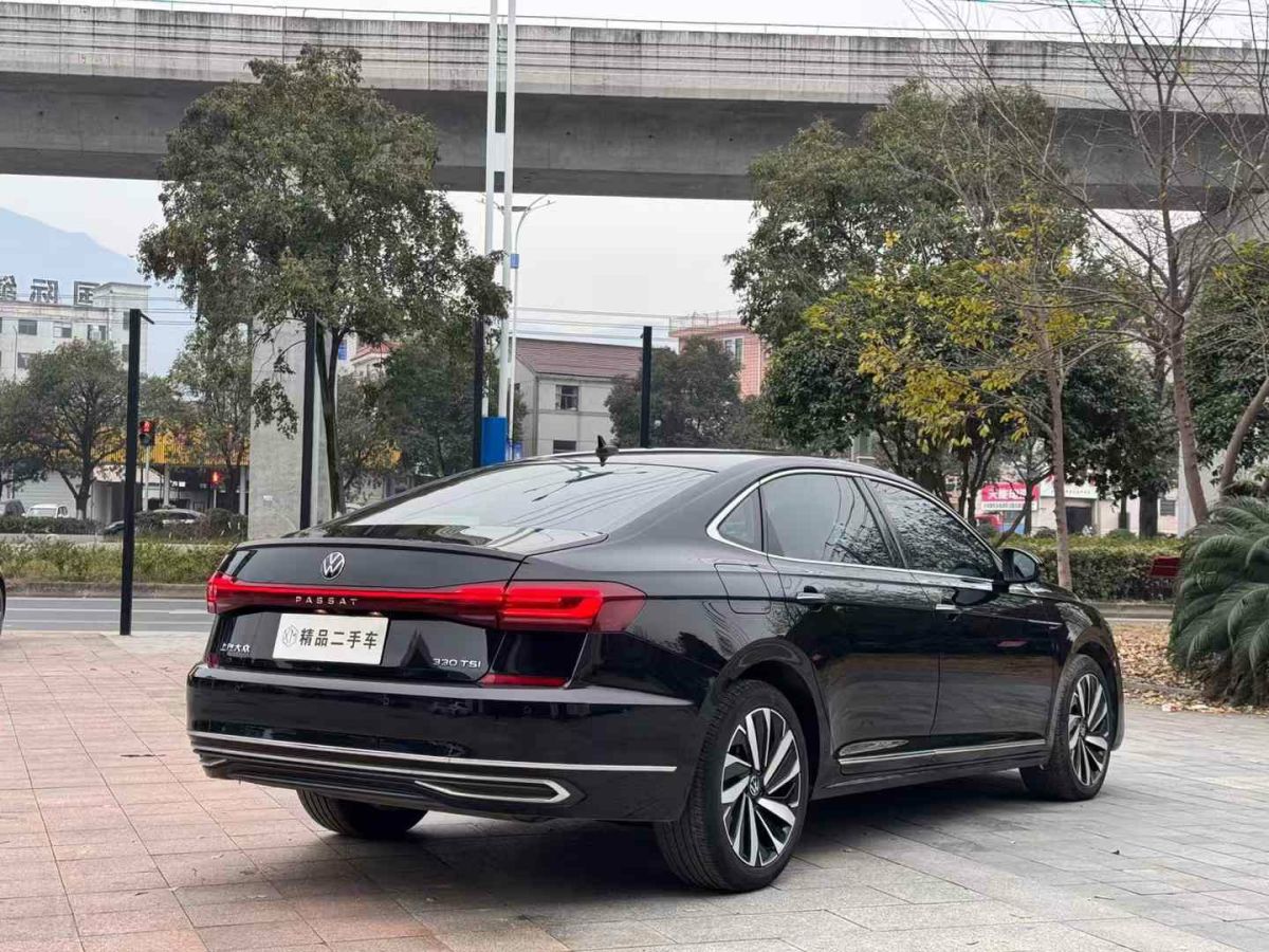 大眾 帕薩特  2022款 330TSI 豪華版圖片