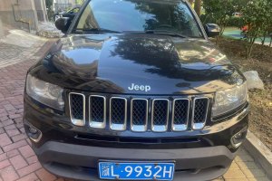 指南者 Jeep 改款 2.4L 四驅(qū)舒適版