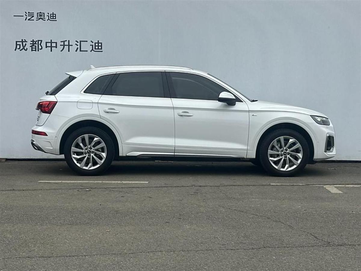 奧迪 奧迪Q5L  2021款 40 TFSI 豪華動(dòng)感型圖片