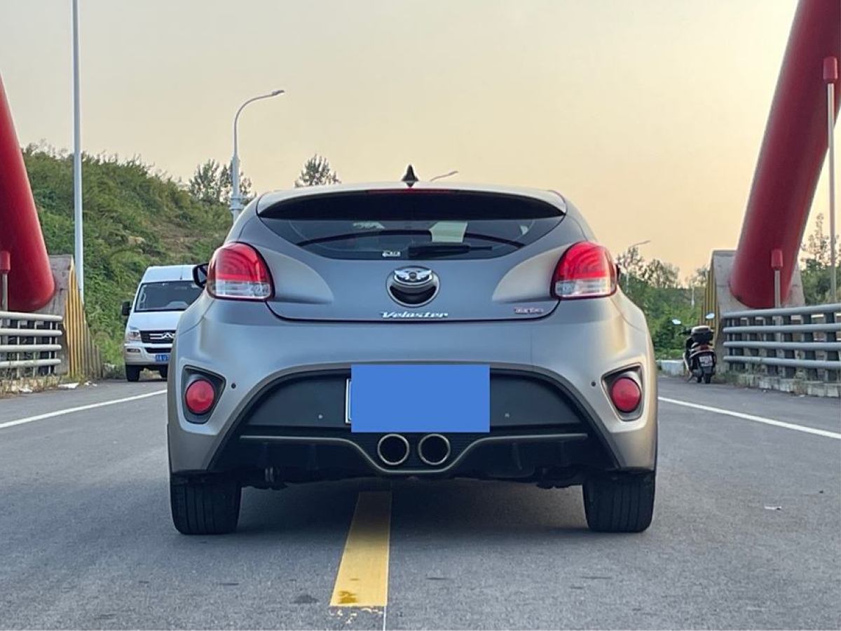 現(xiàn)代 Veloster飛思  2015款 1.6T 自動(dòng)豪華版圖片