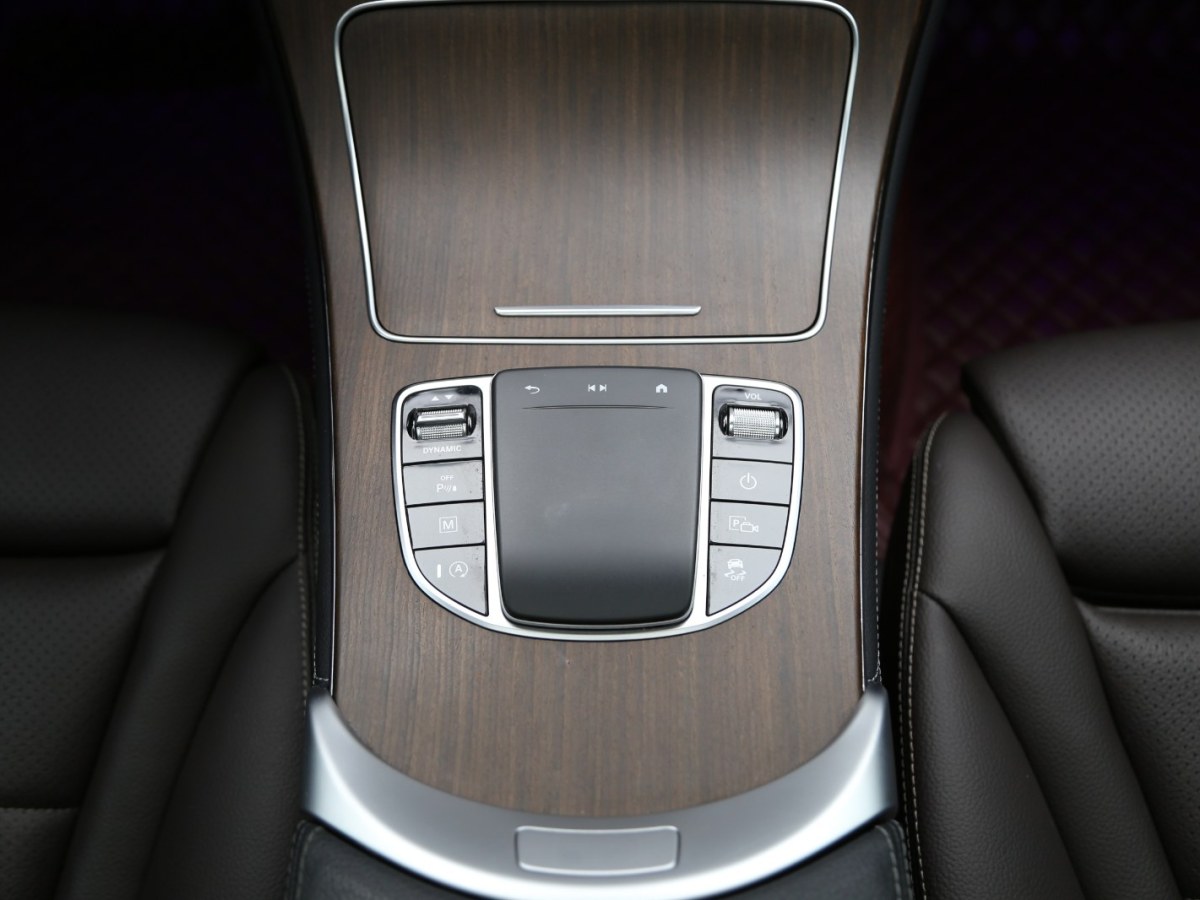 奔驰 奔驰GLC  2022款 GLC 300 L 4MATIC 动感型图片