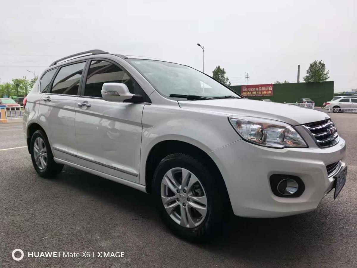 哈弗 H6  2013款 1.5T 手動(dòng)四驅(qū)尊貴型圖片