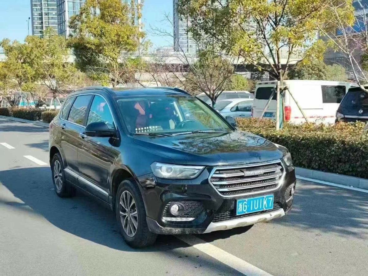 哈弗 H6  2018款 紅標(biāo)H6 COUPE 1.5T DCT兩驅(qū)豪華型圖片