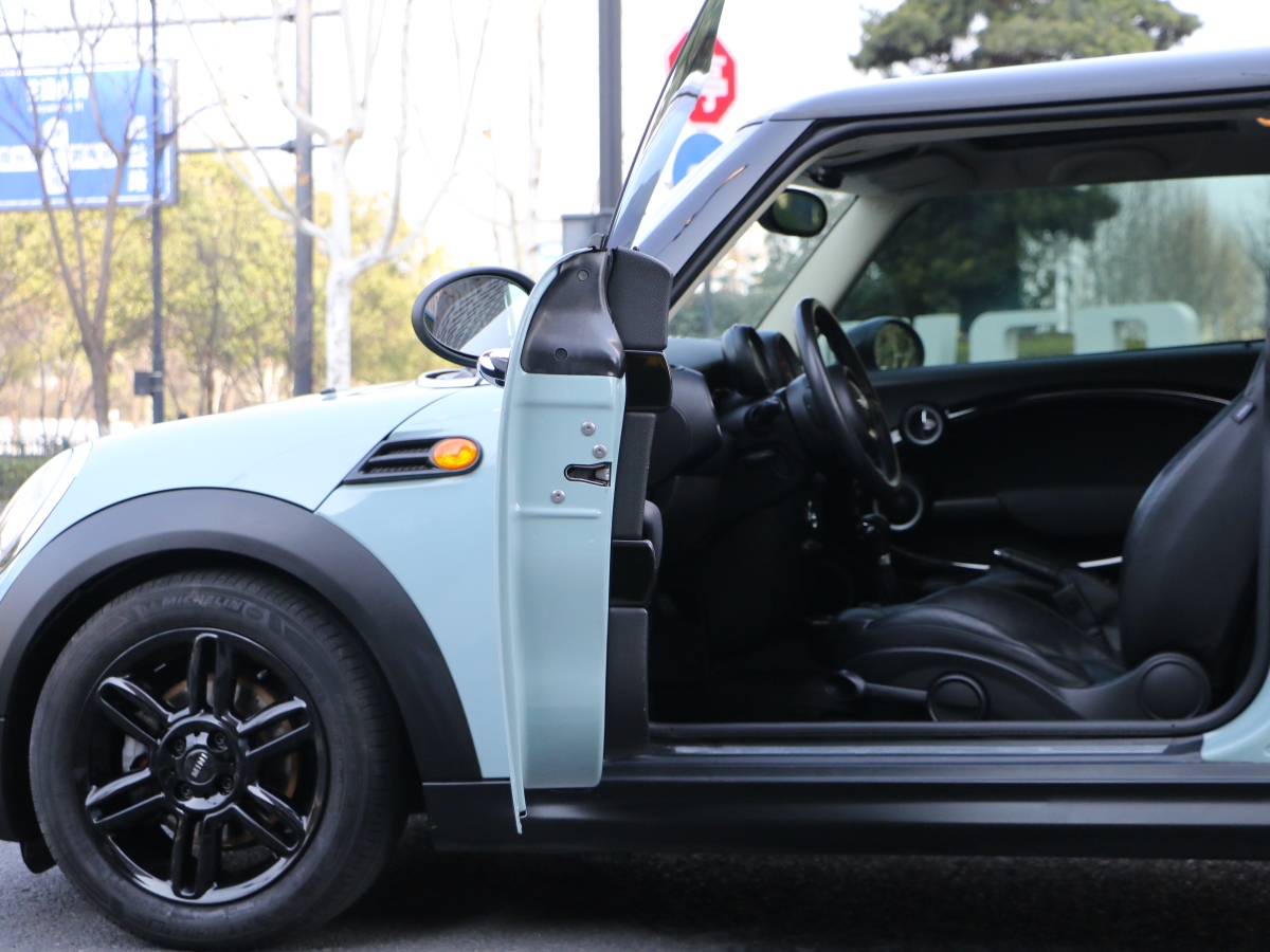 MINI COUNTRYMAN  2011款 1.6L COOPER Excitement圖片