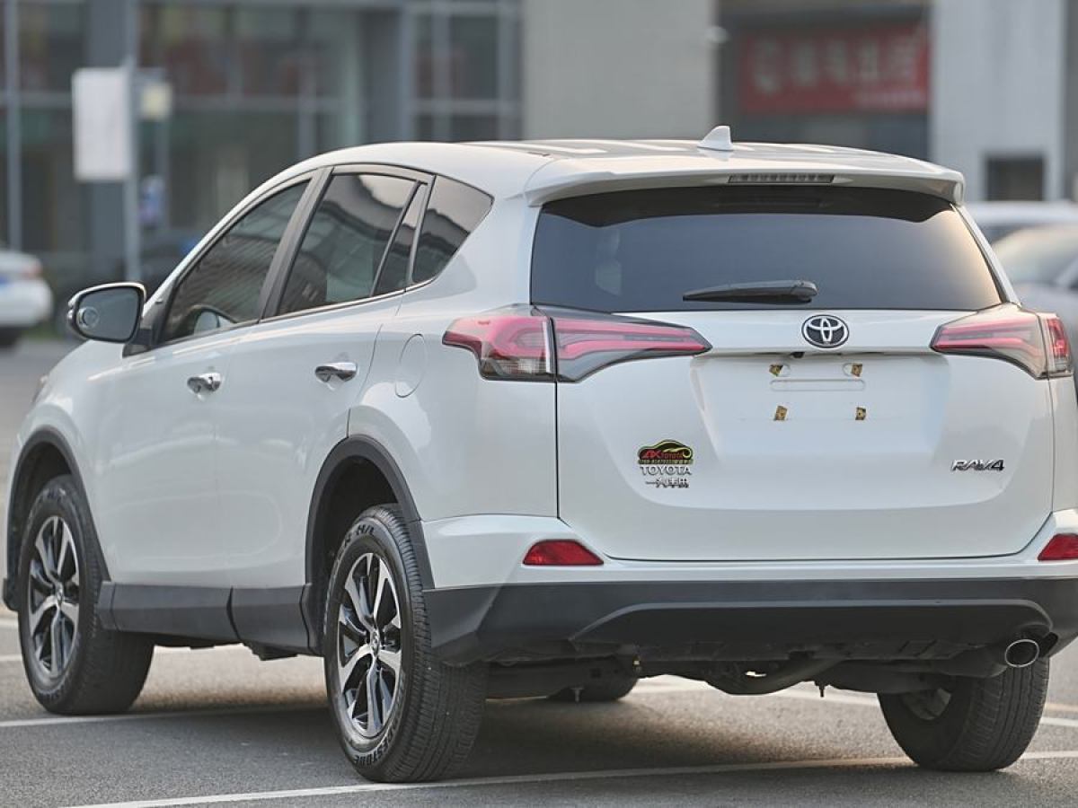 豐田 RAV4榮放  2019款  2.0L CVT兩驅(qū)風尚版 國VI圖片