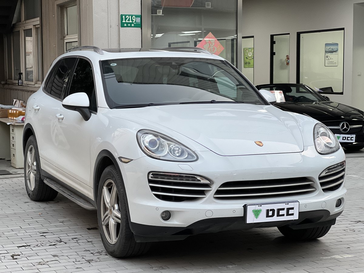 保時(shí)捷 Cayenne  2014款 Cayenne Platinum Edition 3.0T圖片