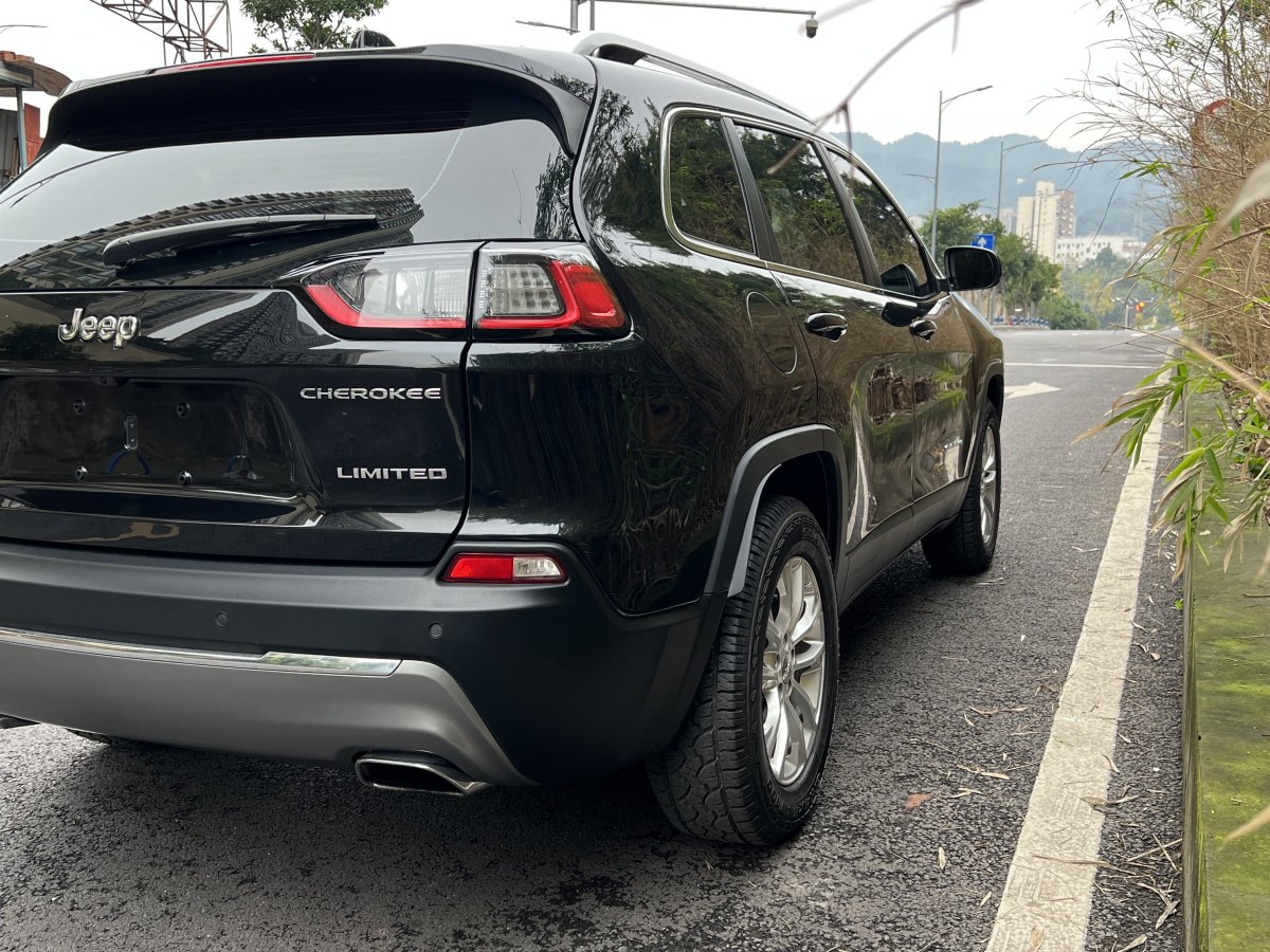 Jeep 自由光  2019款 2.0T 四驅(qū)專享版 國VI圖片