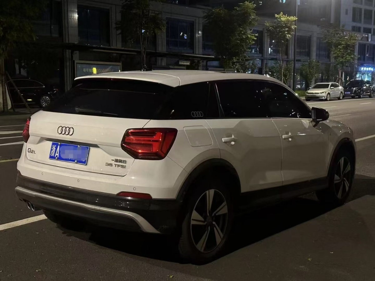 奧迪 奧迪Q2L  2020款 35TFSI 時尚動感型圖片