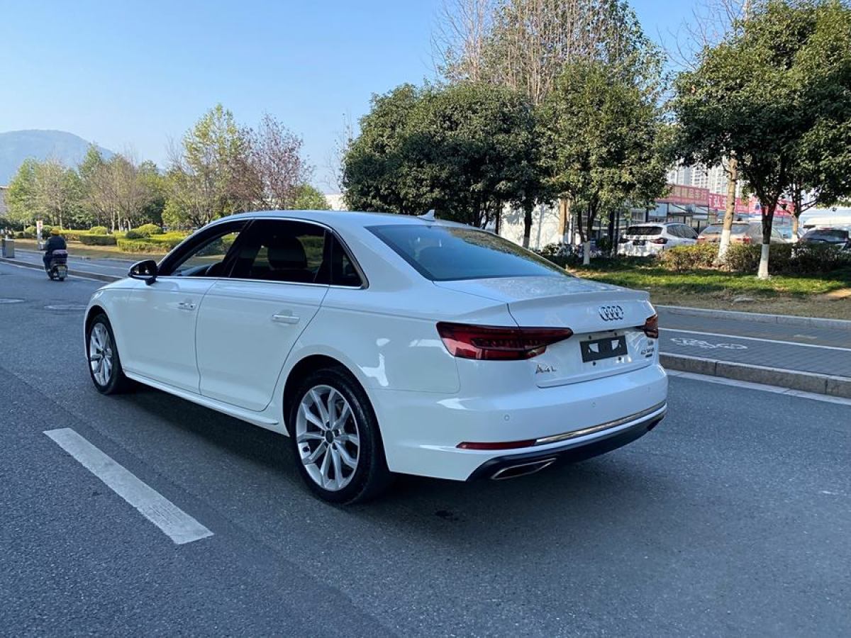 奧迪 奧迪A4L  2019款 40 TFSI 進取型 國VI圖片